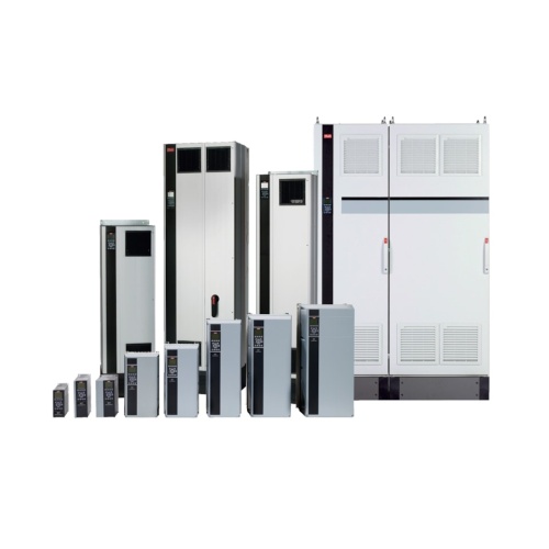 Danfoss 131X7322 FC302 AutomationDrive VFD Drive 230 Volt Three Phase 3/4 HP 3.5 Amp