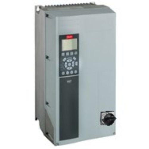 Danfoss 131Z2886 FC302 AutomationDrive VFD Drive 230 Volt Three Phase 1 HP 4.6 Amp