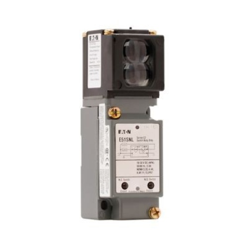 Eaton E51NLS1P5 Inductive Proximity Photoelectric Sensor