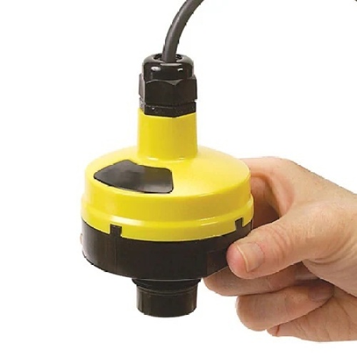 Omega LVCN210-B Ultrasonic Level Transmitter & Controller